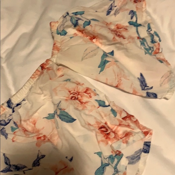 Floral crop top - Picture 4 of 5